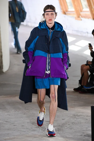 Look 29